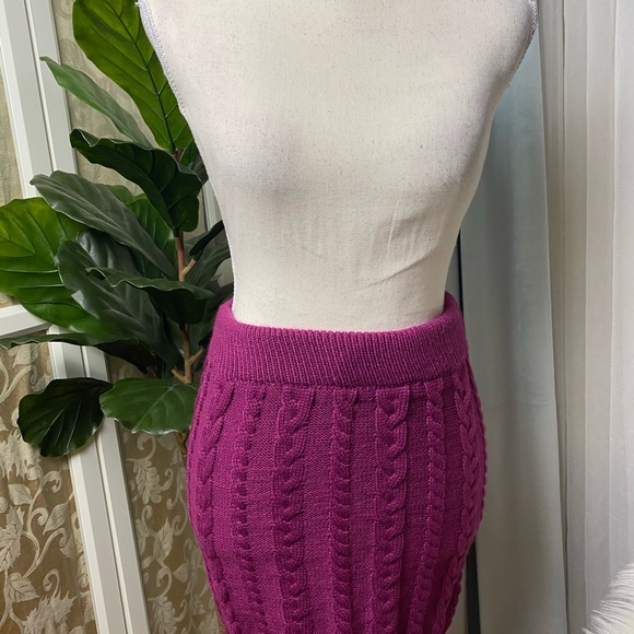 NWT FASHION NOVA PLUM SWEATER SKIRT SET! - Picture 6 of 8